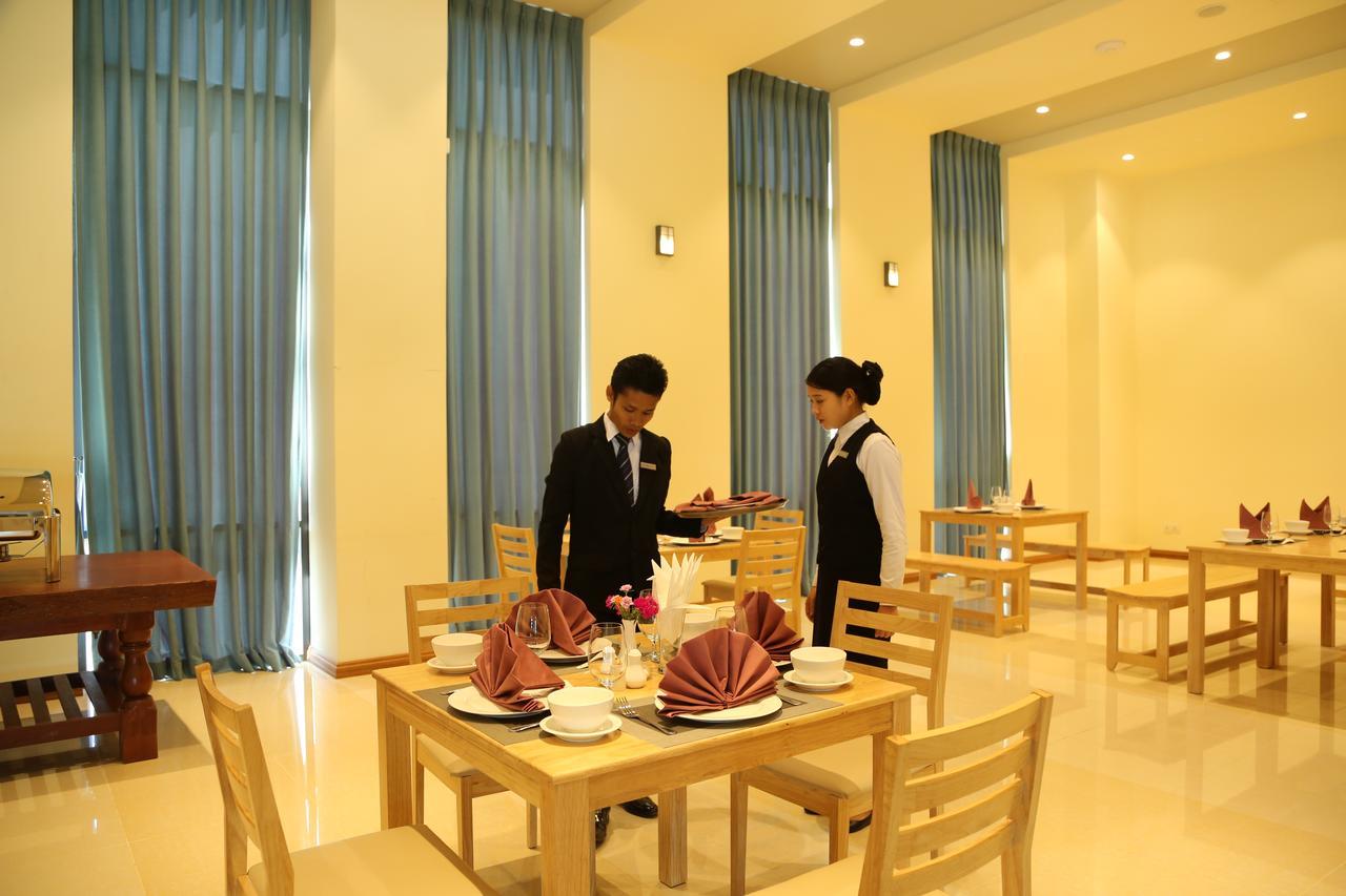 베가스 호텔 네이 피이 타우 Naypyidaw 외부 사진